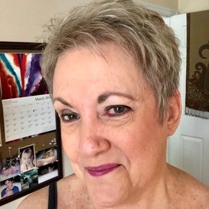 Meet your Posher, Janice